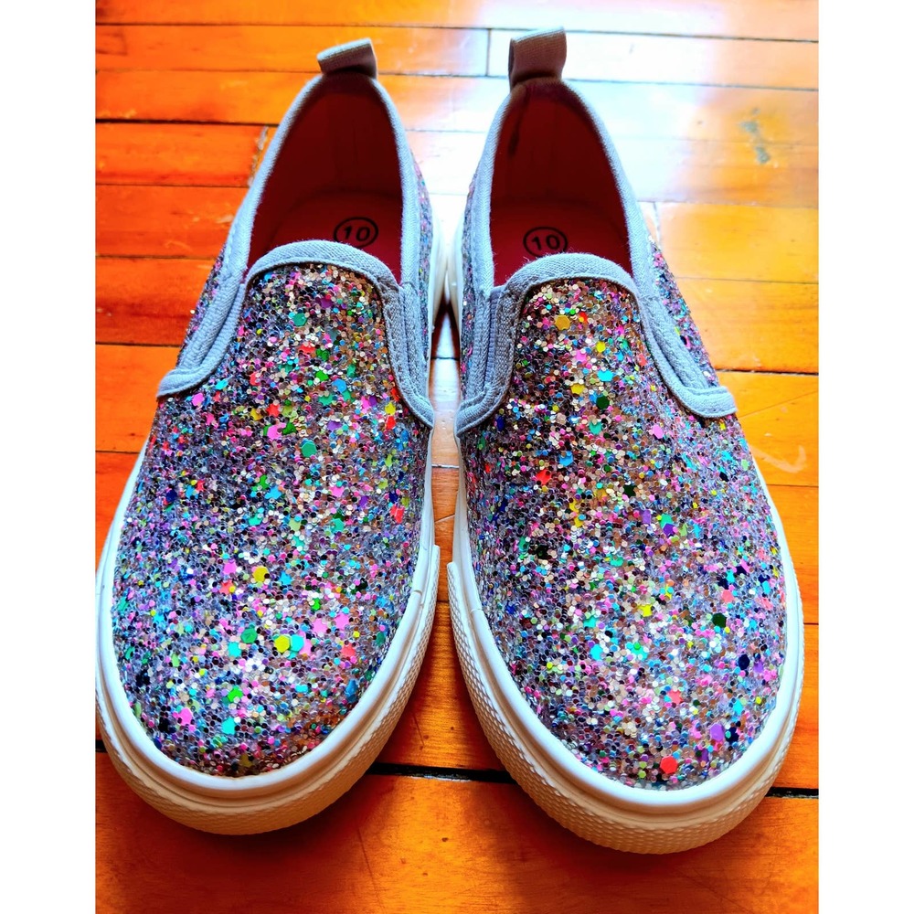 New Girls shoes size 10